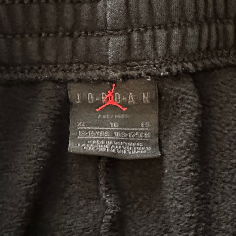 Jordan Kids Black Sweatpants with White Logo - Picture 5 of 8
